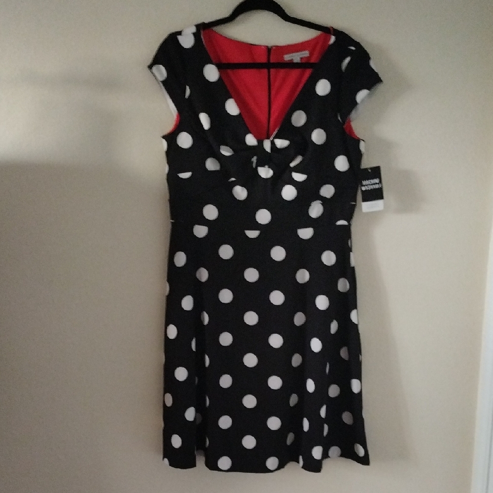 Sandra Darren Black and White Fit and Flare Dress